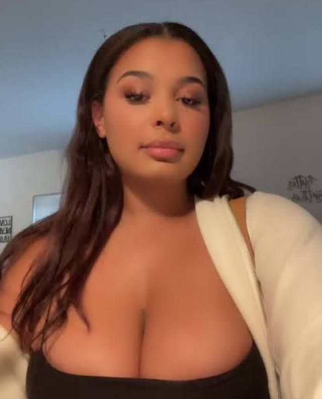 NO PAYMENT REQUIRED- SEXY SINGLE MOM FOR MEET AND FUCK AS LONG AS YOU KNOW HOW TO USE YOUR DIVK 🍑🍑💦💦 - Image 2